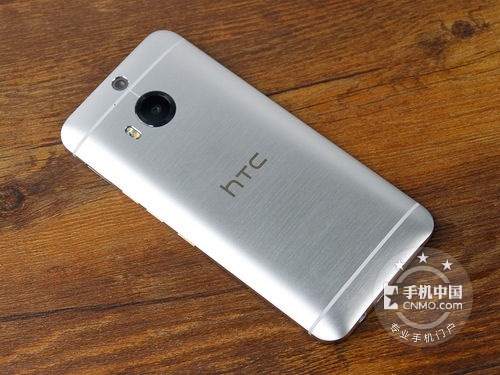 福州独家现货 HTC One M9+售价4899元 