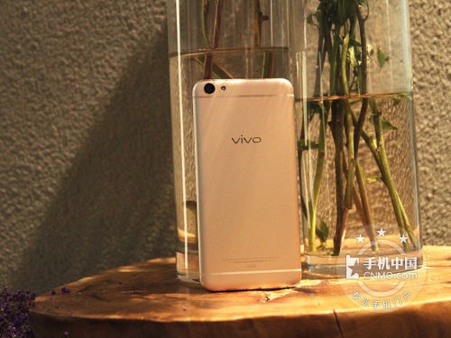 铝镁合金超薄 VIVO X7深圳售价2400元 