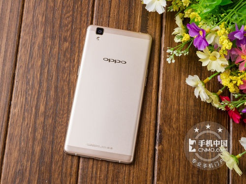 全金屬一體式設(shè)計(jì) OPPO R7s蕪湖熱銷中 