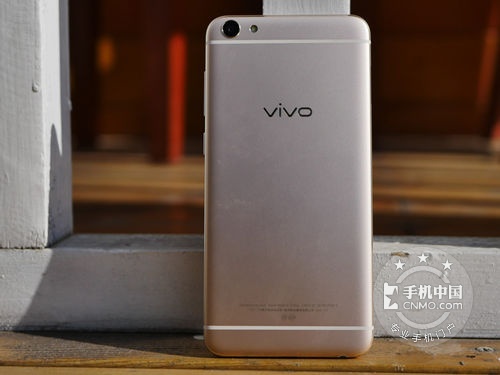 柔光自拍大屏机 VIVO X7 Plus仅售2220元 