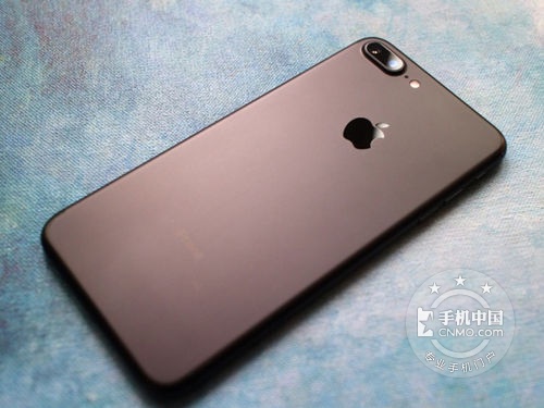双镜头像素提升 iPhone 7 Plus售5720元 