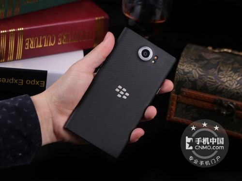 高端商务手机 港版黑莓Priv特价5500元 