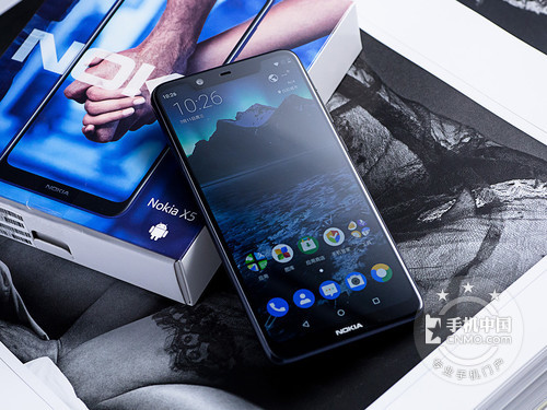 弧面玻璃八核旗舰 Nokia X5仅售749元