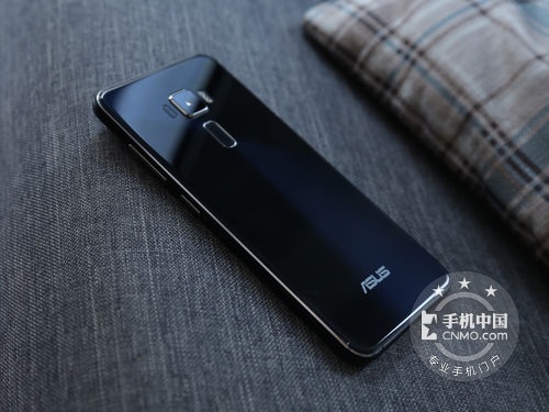 双2.5D玻璃 华硕ZenFone 3灵智售2350元 