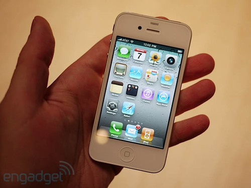 白色版iPhone 4遭推迟 最早7月份开卖 