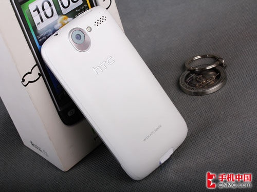 白色版HTC Desire热卖中 1GHz主频强机 