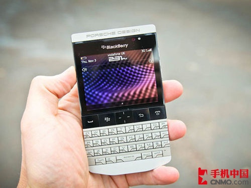 奢侈品手机 黑莓P9981港版售11500元 