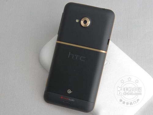 4.7英寸屏800万像素 HTC X720d冰点价 