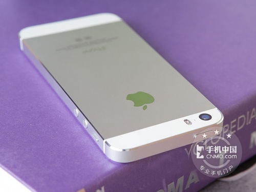 银色闪耀夺目 武汉iPhone5s报价4599 