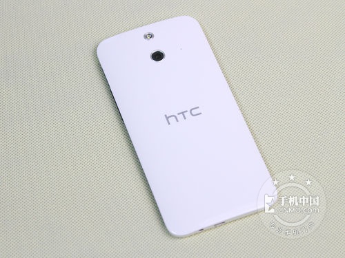 超值很实惠 HTC One时尚版深圳2200元 