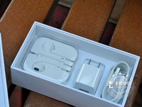 苹果5s多少钱 港版iPhone 5s报价1750元 