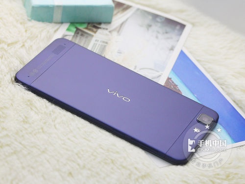 5.75mm纤薄四核 vivo X3郑州售2150元 